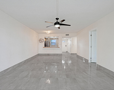 8301 Sands Point Boulevard - Photo Thumbnail 8