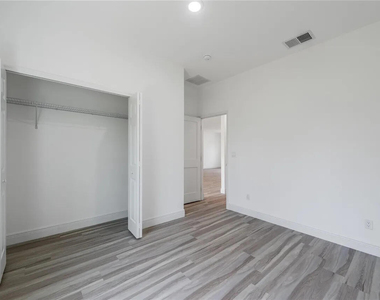 1777 Sw 162nd Street - Photo Thumbnail 9