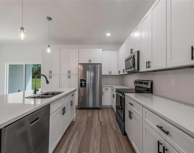 1777 Sw 162nd Street - Photo Thumbnail 6
