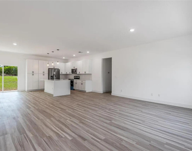 1777 Sw 162nd Street - Photo Thumbnail 3