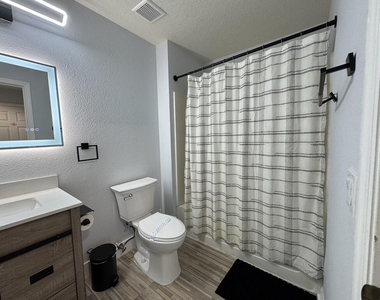 4512 Alberto Circle - Photo Thumbnail 25