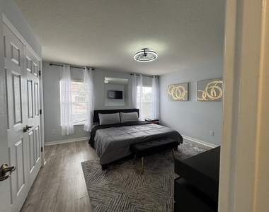 4512 Alberto Circle - Photo Thumbnail 28
