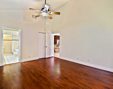 7705 Forest Green Lane - Photo Thumbnail 6
