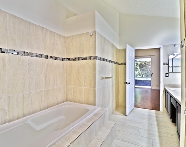7705 Forest Green Lane - Photo Thumbnail 7