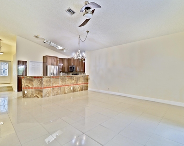 7705 Forest Green Lane - Photo Thumbnail 4