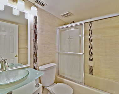 7705 Forest Green Lane - Photo Thumbnail 11