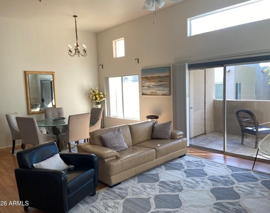 11260 N 92nd Street - Photo Thumbnail 6