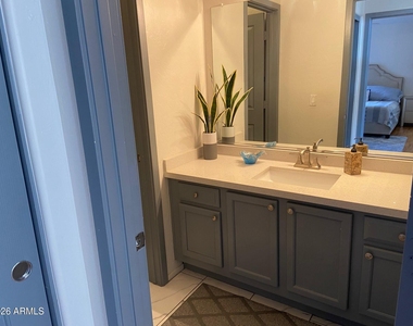 11260 N 92nd Street - Photo Thumbnail 20