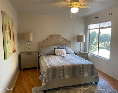 11260 N 92nd Street - Photo Thumbnail 18