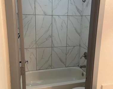 11260 N 92nd Street - Photo Thumbnail 22