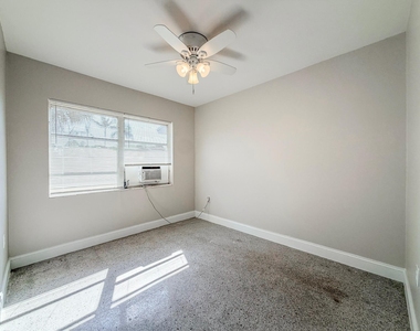 703 N 25th Street - Photo Thumbnail 10