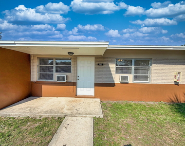 703 N 25th Street - Photo Thumbnail 15