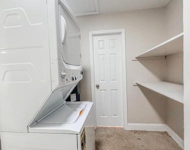 703 N 25th Street - Photo Thumbnail 12
