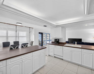 5100 N Ocean Boulevard - Photo Thumbnail 15