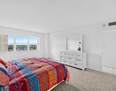 5100 N Ocean Boulevard - Photo Thumbnail 25