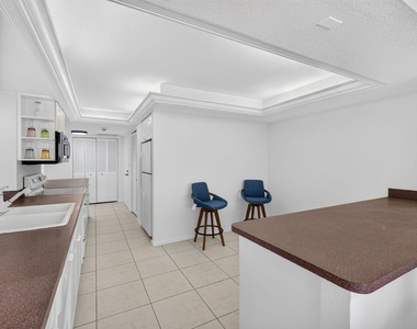 5100 N Ocean Boulevard - Photo Thumbnail 13
