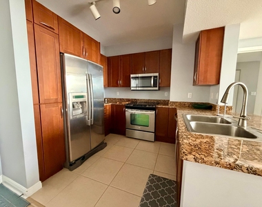 450 N Federal Highway - Photo Thumbnail 7