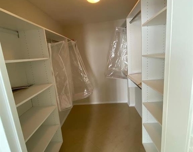 9195 Collins Avenue - Photo Thumbnail 6