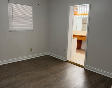 2518 Se Harrison Street - Photo Thumbnail 19