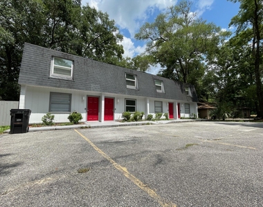1231 Sw 61st Terrace - Photo Thumbnail 1