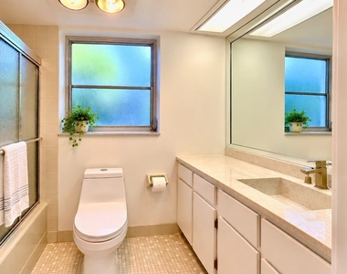 4000 Cypress Grove Way - Photo Thumbnail 12