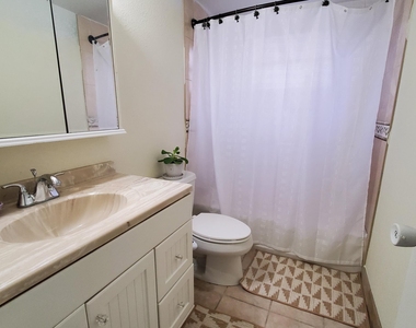 6541 Nw 33rd Way - Photo Thumbnail 8