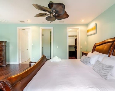 540 Ne 17th Avenue - Photo Thumbnail 11