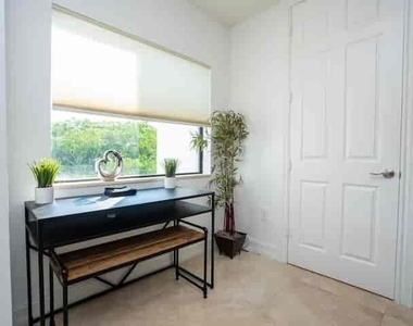 540 Ne 17th Avenue - Photo Thumbnail 28