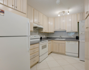 390 Golfview Road - Photo Thumbnail 21