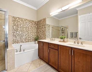 7667 Corkwood Avenue - Photo Thumbnail 14