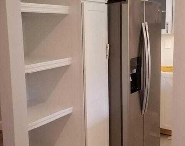 300 Uno Lago Drive - Photo Thumbnail 5