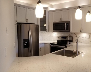 300 Uno Lago Drive - Photo Thumbnail 2