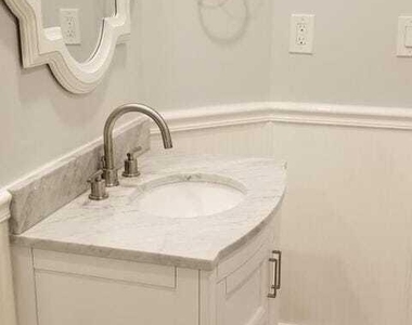 300 Uno Lago Drive - Photo Thumbnail 7