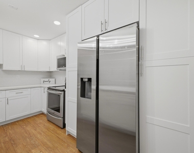 5120 Ne 22nd Avenue - Photo Thumbnail 8