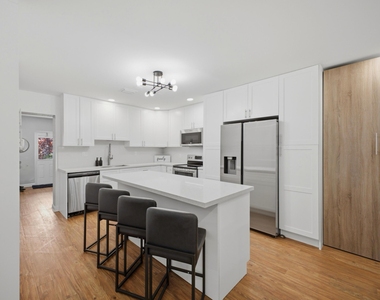 5120 Ne 22nd Avenue - Photo Thumbnail 7