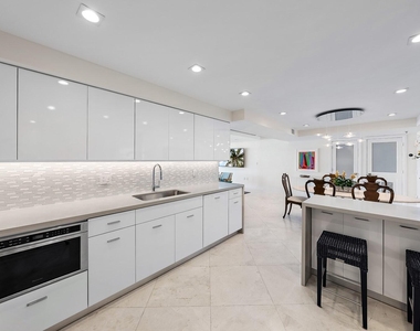2600 S Ocean Boulevard - Photo Thumbnail 13