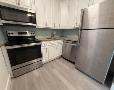 2255 Ne 51st Street - Photo Thumbnail 5