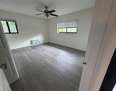 2255 Ne 51st Street - Photo Thumbnail 14