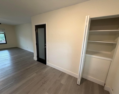2255 Ne 51st Street - Photo Thumbnail 4