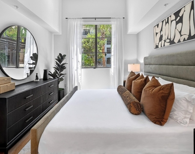1650 Ne 124th Street - Photo Thumbnail 42