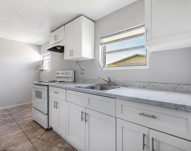 620 Sw 6th Street - Photo Thumbnail 15