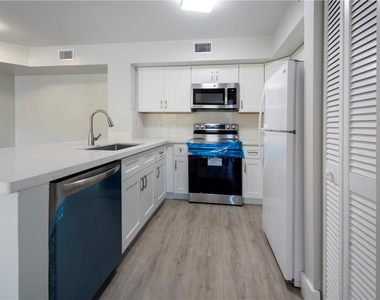 2031 Renaissance Boulevard - Photo Thumbnail 7