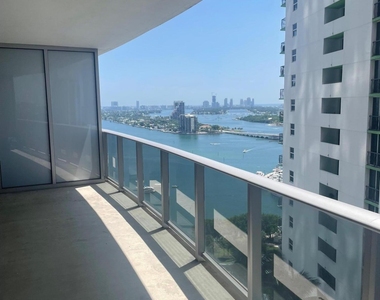 488 Ne 18th Street - Photo Thumbnail 12