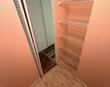 1830 Sw 81st Avenue - Photo Thumbnail 4
