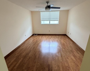 1830 Sw 81st Avenue - Photo Thumbnail 8