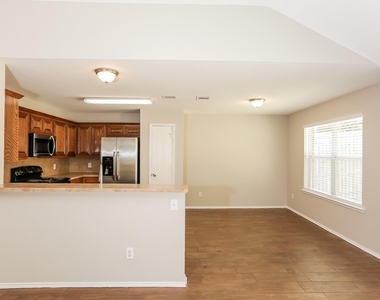 2216 Cancun Drive - Photo Thumbnail 7