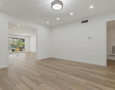 6115 Averill Way - Photo Thumbnail 8