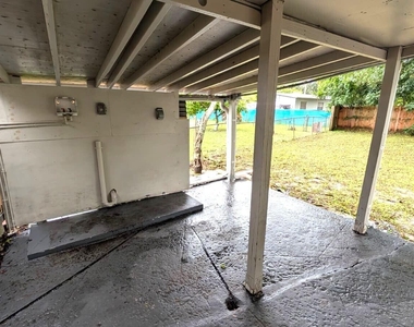 1552 Nw 15th Terrace - Photo Thumbnail 4