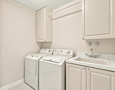 19 Harbour Isle Drive W - Photo Thumbnail 26