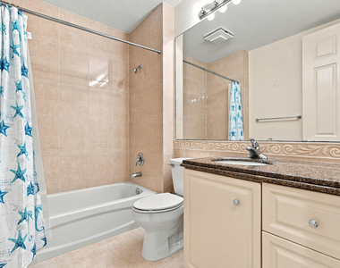 19 Harbour Isle Drive W - Photo Thumbnail 24